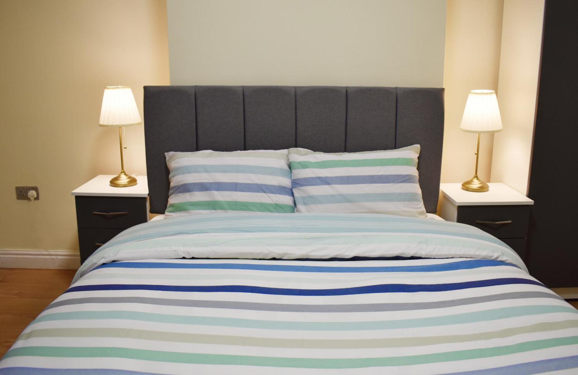 Birmingham City Centre Bedroom, Parking, Wifi, Kitchen, Living Room Buitenkant foto