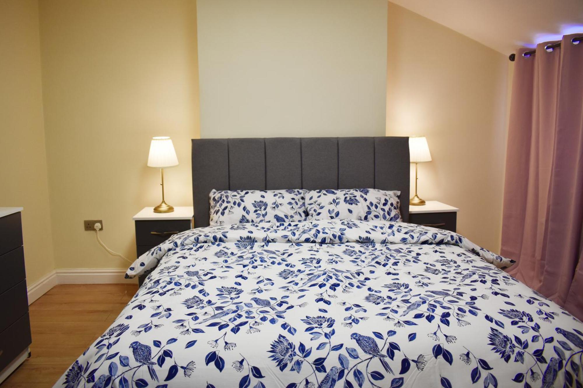 Birmingham City Centre Bedroom, Parking, Wifi, Kitchen, Living Room Buitenkant foto