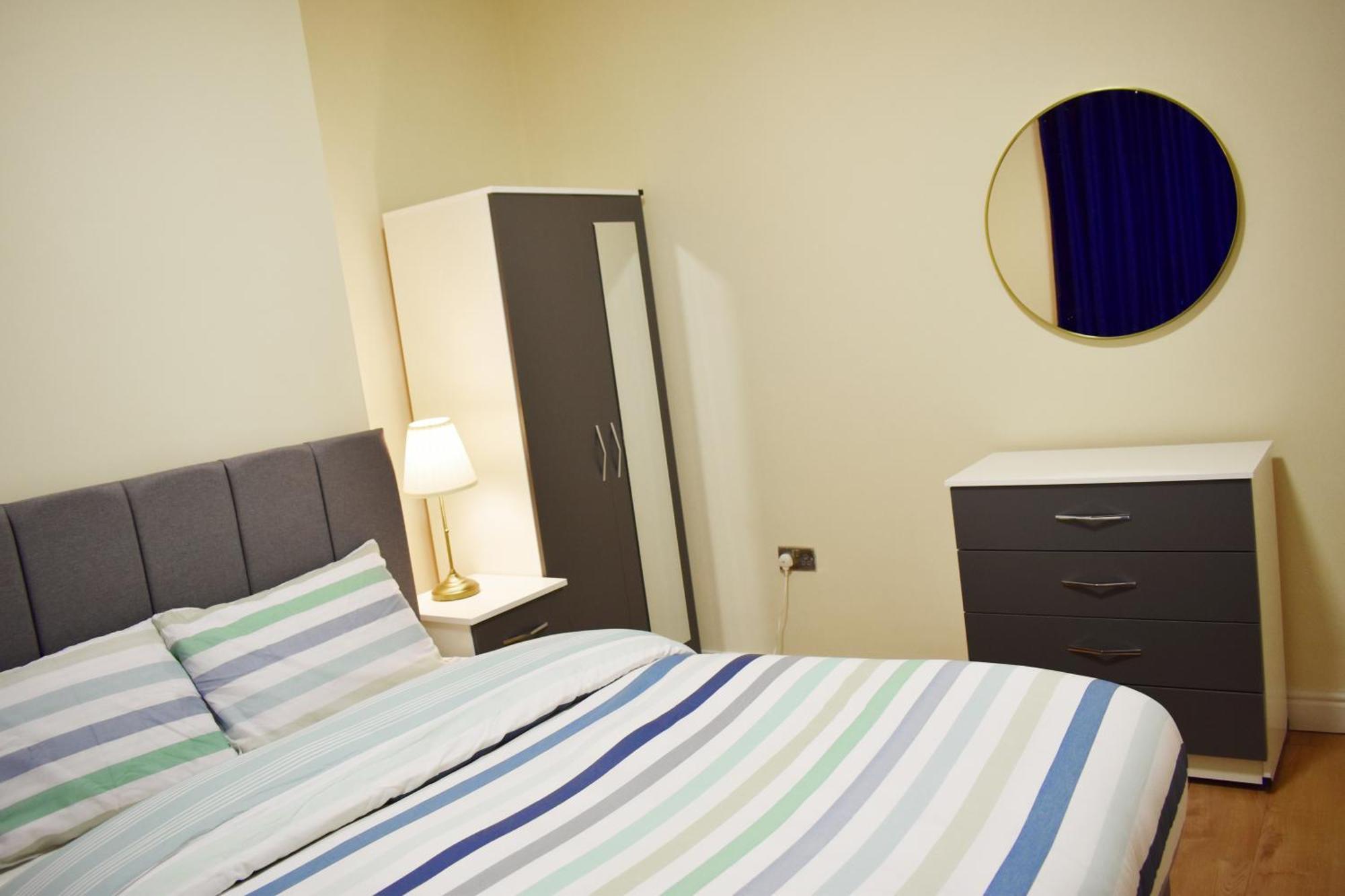 Birmingham City Centre Bedroom, Parking, Wifi, Kitchen, Living Room Buitenkant foto