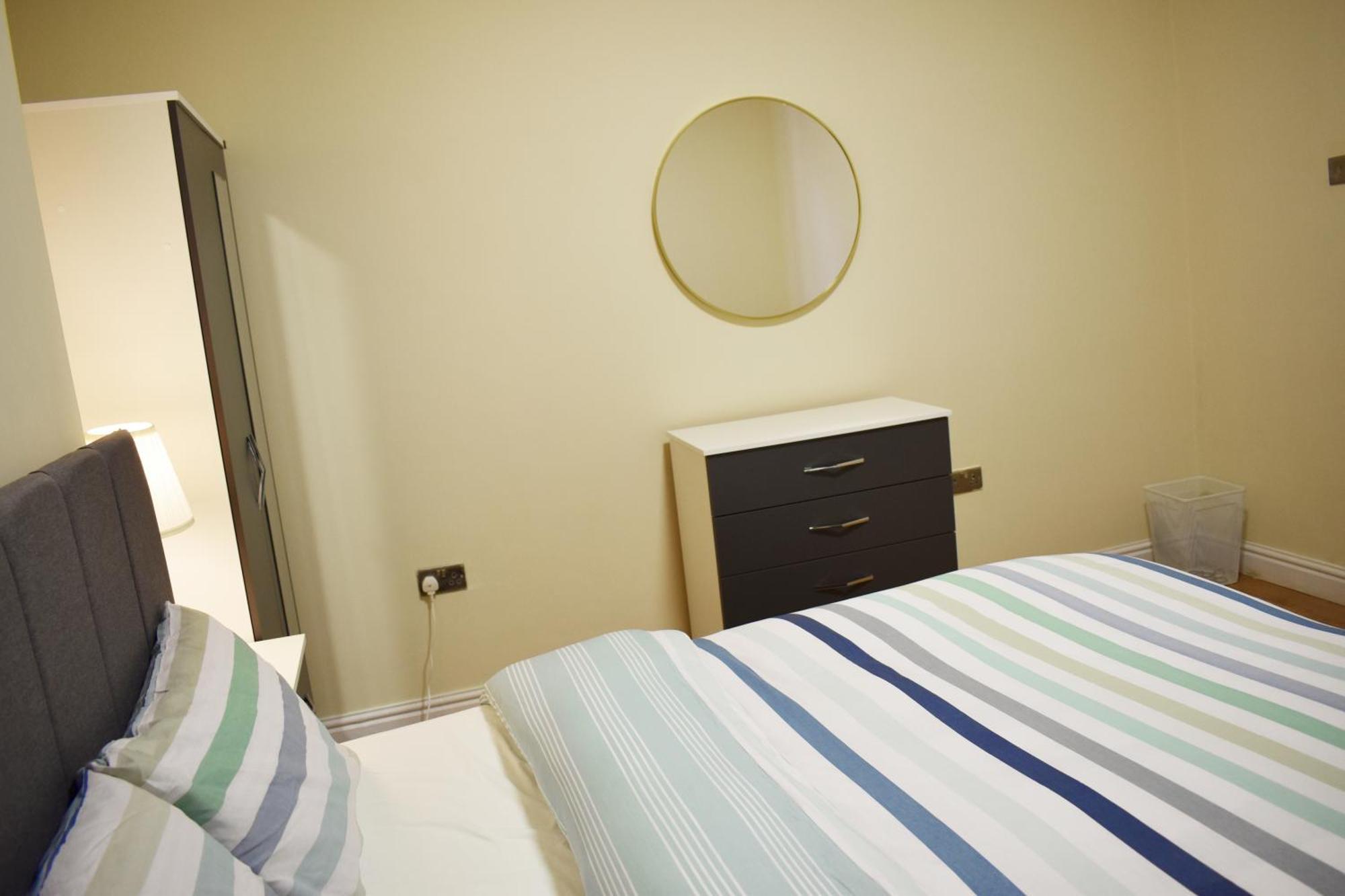 Birmingham City Centre Bedroom, Parking, Wifi, Kitchen, Living Room Buitenkant foto