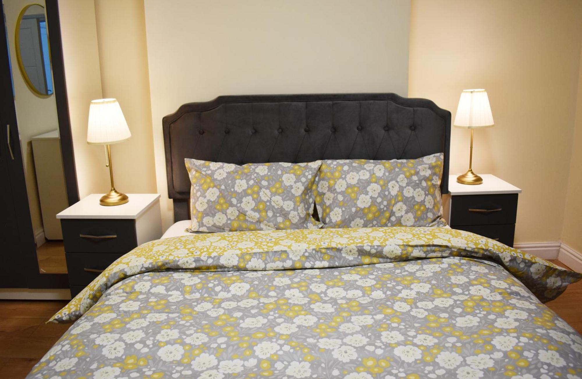 Birmingham City Centre Bedroom, Parking, Wifi, Kitchen, Living Room Buitenkant foto
